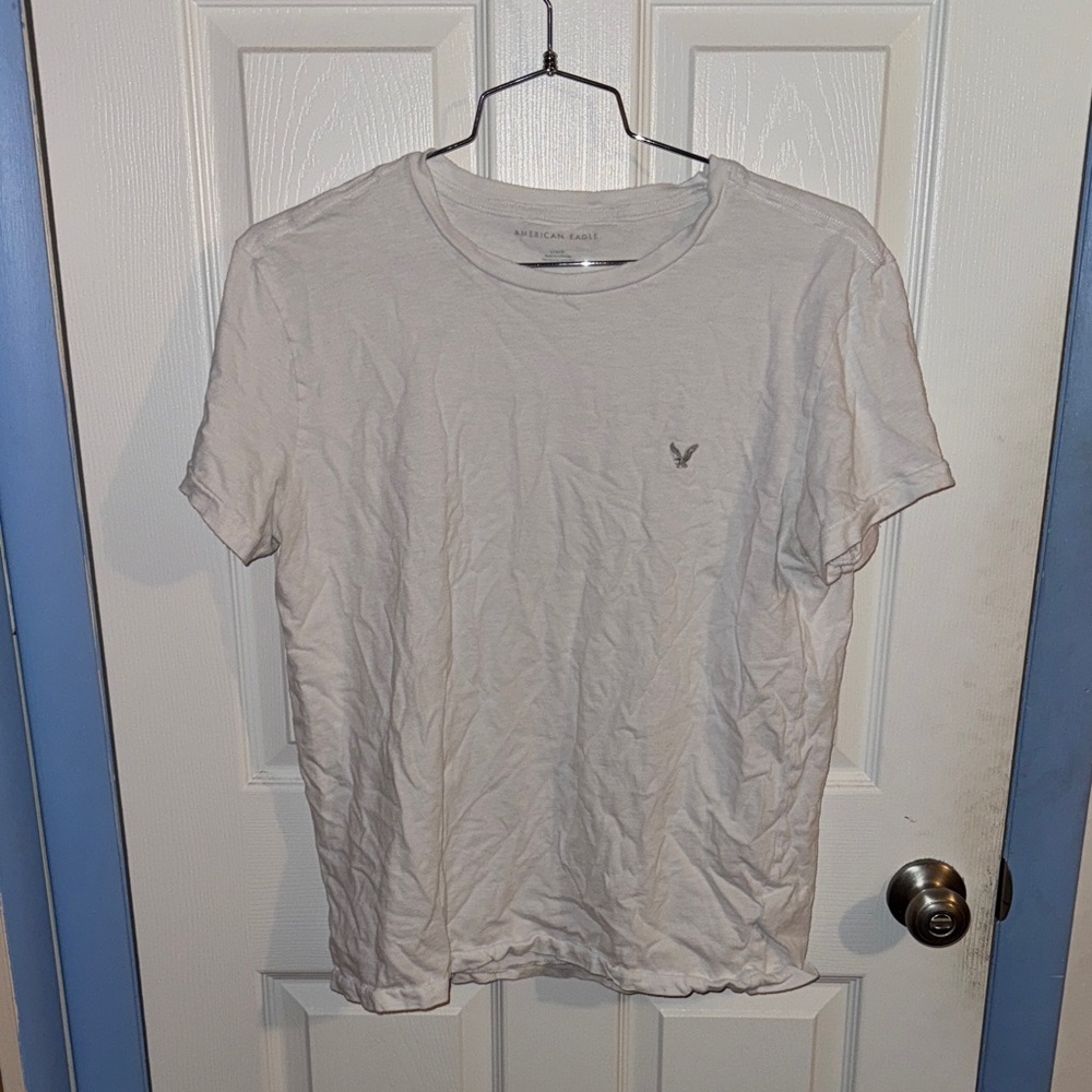 American Eagle Outfitters White Short Sleeve Tee